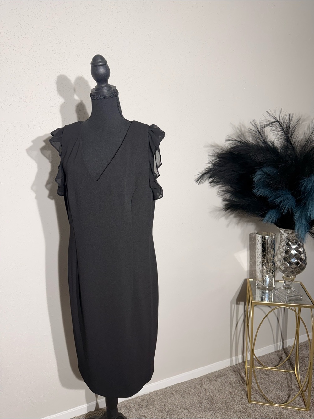 Donna Karan New York Black Ruffle Sleeve V-Neck Midi Dress Size 14 NWT - Picture 2 of 10